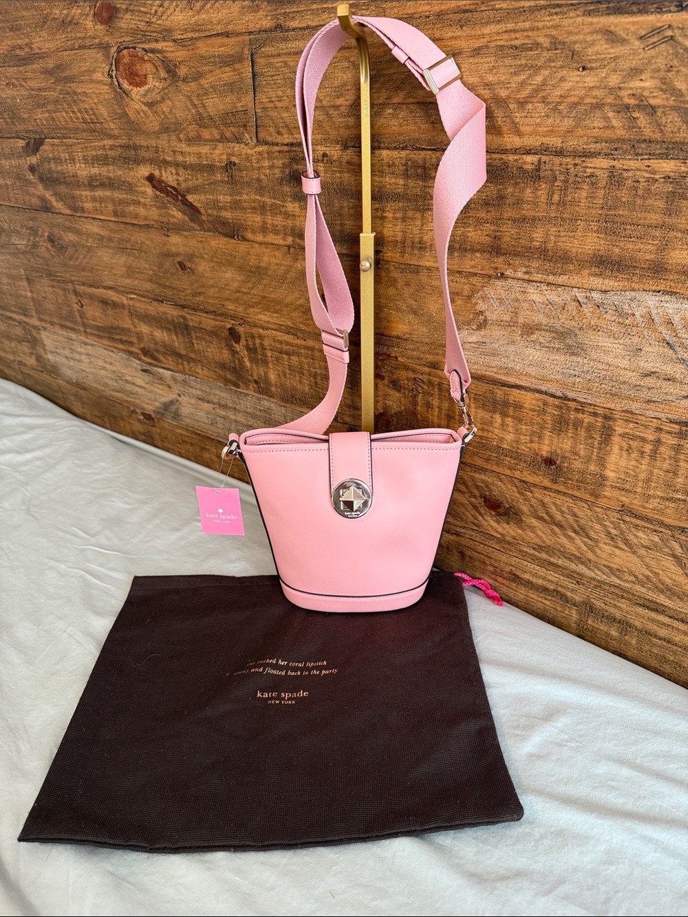 Kate Spade NWT Pink Leather Bucket Crossbody Bag